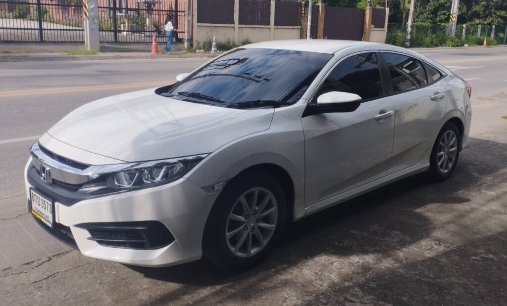 Honda Civic 1.8 - รถเช่าเชียงใหม่